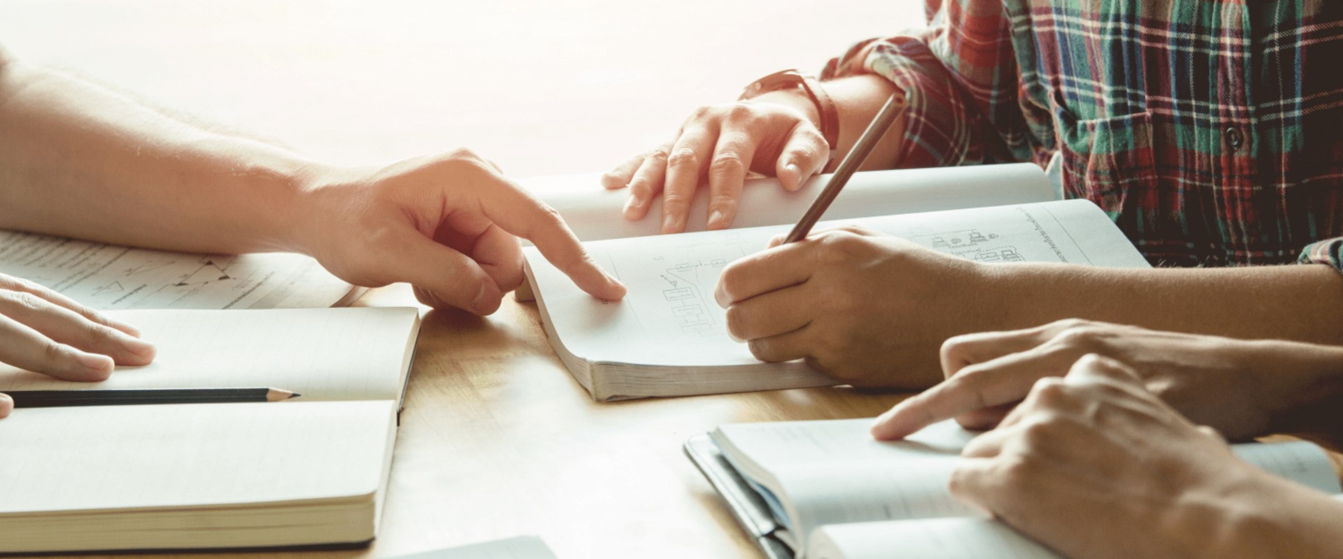 Algebra Tutoring in London: Find the Perfect Tutor for Your Needs