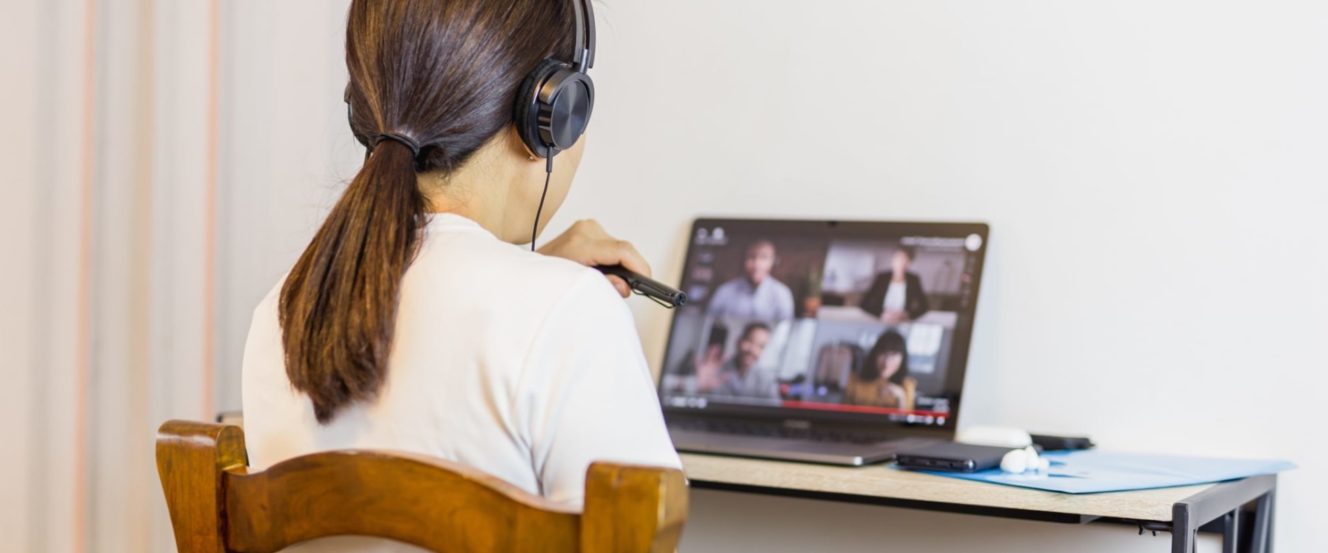 The Benefits of Video Conferencing for Tutoring